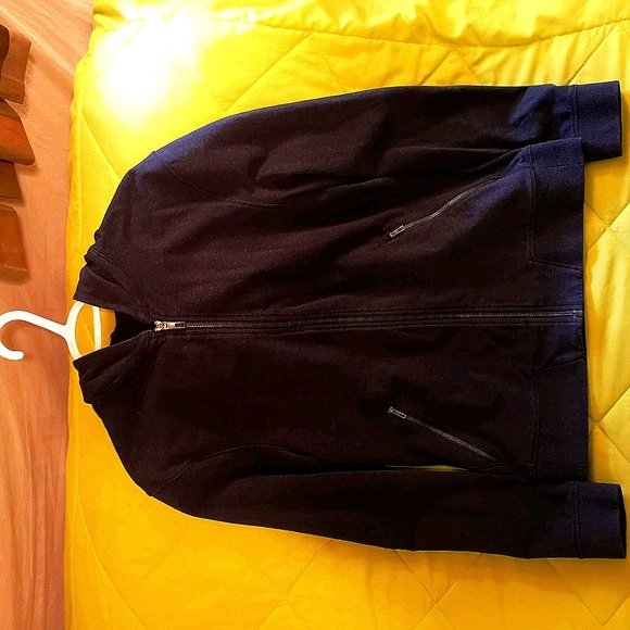 Men's Lululemon Sweater - Picture 1 of 3